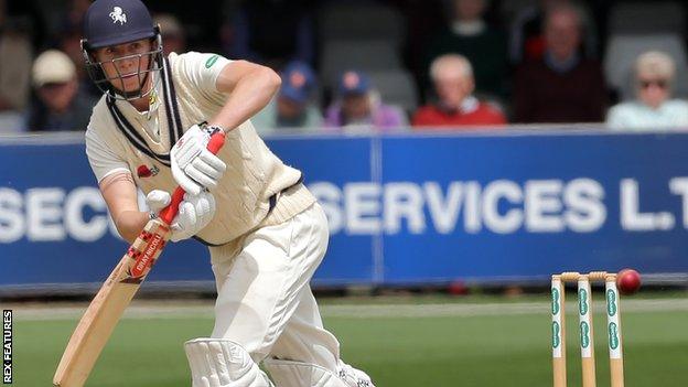 Zak Crawley batting for Kent