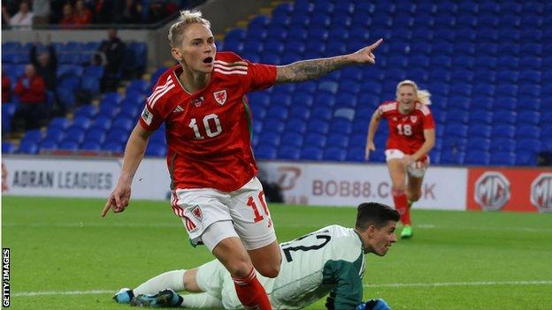 Jess Fishlock