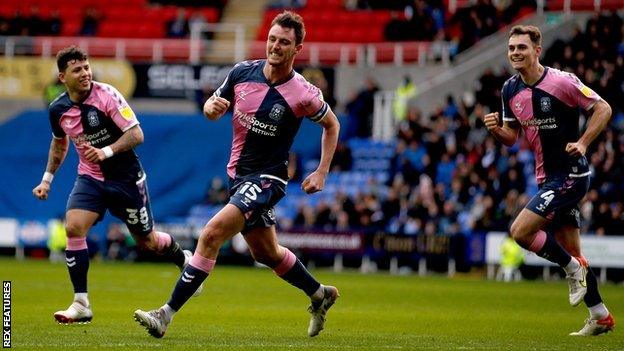 Dominic Hyam led the celebrations as Coventry condemned Reading to a fourth home league defeat in a row