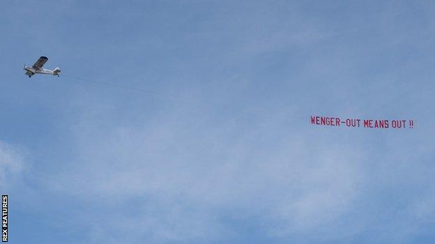 Arsene Wenger banner