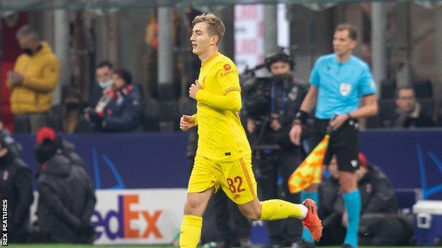 Max Woltman playing for Liverpool against AC Milan