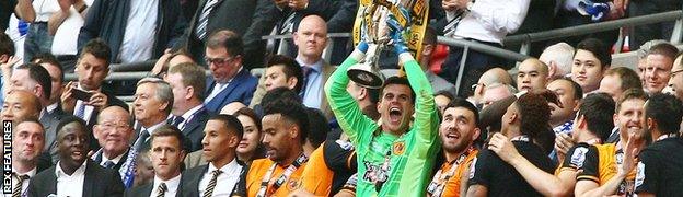 Hull lift the Championship play-off trophy