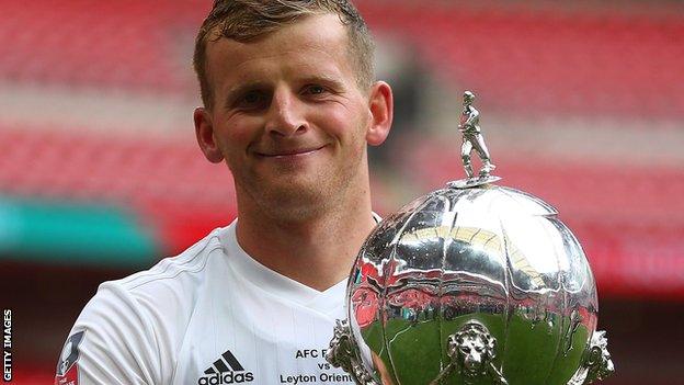 Danny Rowe poses after helping AFC Fylde win the FA Trophy