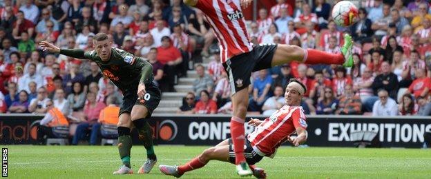 Ross Barkley scores against Southampton