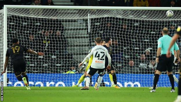 Andre Gray scores for QPR