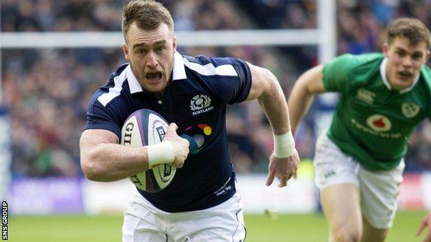 Stuart Hogg in action against Ireland