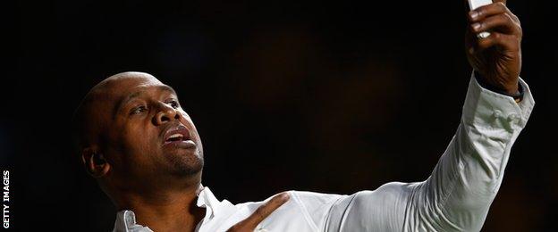 Jonah Lomu takes a selfie during the 2015 World Cup final