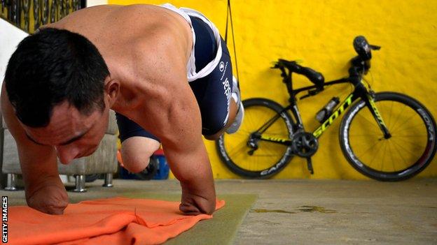 Florian training at home