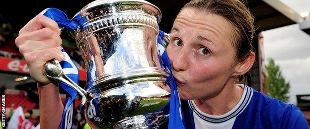 Lindsay Johnson of Everton with the trophy after the Final of the FA Women's Cup