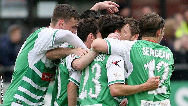 The New Saints celebrate a goal