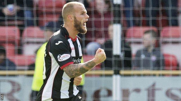 Kallum Higginbotham celebrates a goal for Dunfermline