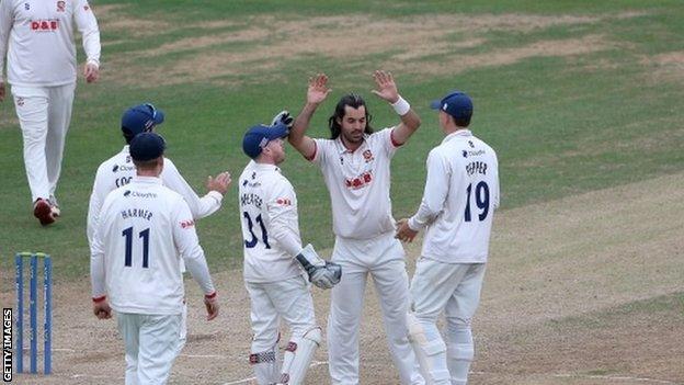 Essex all-rounder Shane Snater hit 48 as well as having so far taken seven wickets in the match