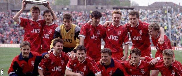 Aberdeen last lifted the Scottish Cup in 1990 and last reached the final in 2000