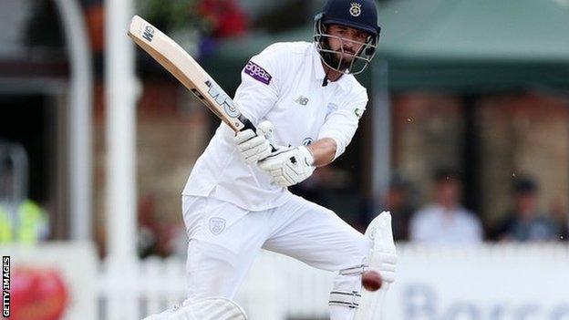 Hampshire skipper James Vince took his red-ball run tally past 600 for the season