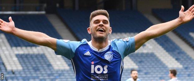 Peterhead's Mark Leitch celebrates