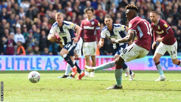 Tammy Abraham scores