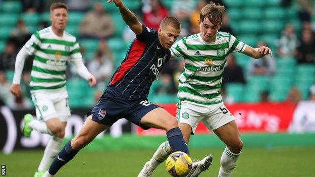 Harry Clarke will complete the season in the Scottish Premiership after swapping Ross County for Hibs