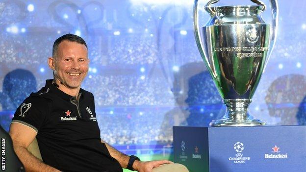 Ryan Giggs with the Champions League Trophy