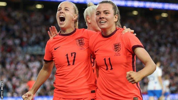 Beth Mead and Lauren Hemp celebrate