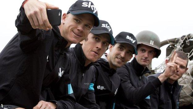 Chris Froome, Geraint Thomas and Team Sky riders