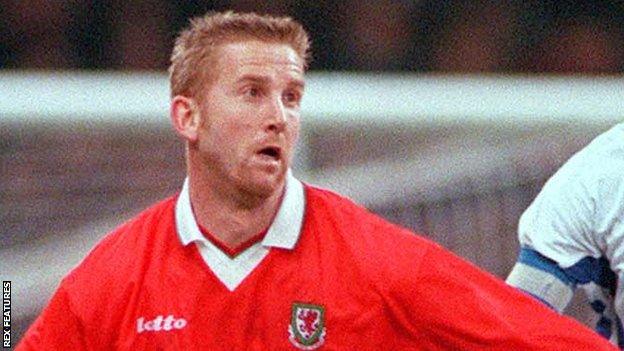 Iwan Roberts in action action for Wales against Finland in 2000