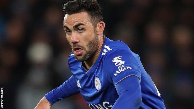 Vicente Iborra playing for Leicester