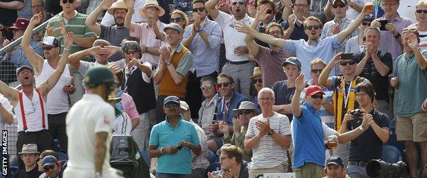 England fans mock Mitchell Johnson after he is dismissed