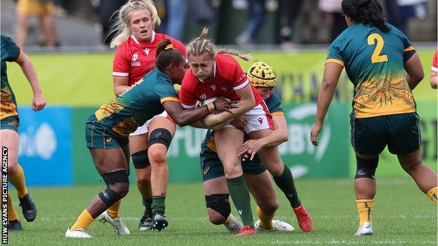 Hannah Jones