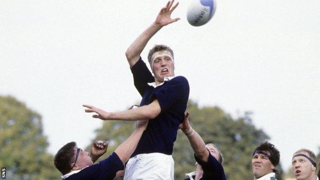 Doddie Weir in action for Scotland