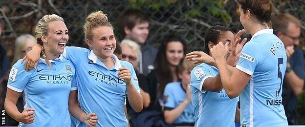 Toni Duggan (left)