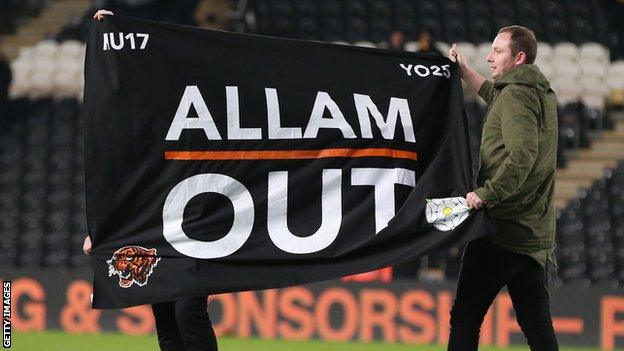 Hull City protesters