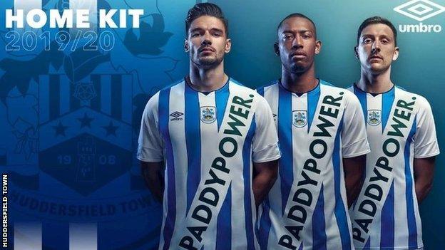 Huddersfield Town kit