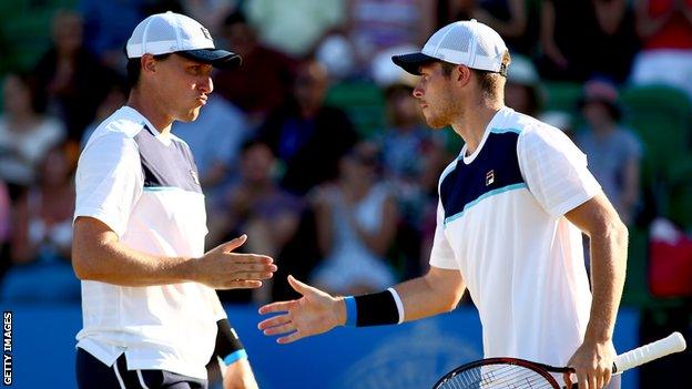 Ken and Neal Skupski at the Aegon Open Nottingham 2017