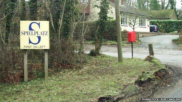 Spielplatz, Brickett Wood