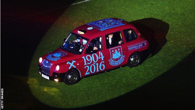 West Ham post-match celebrations