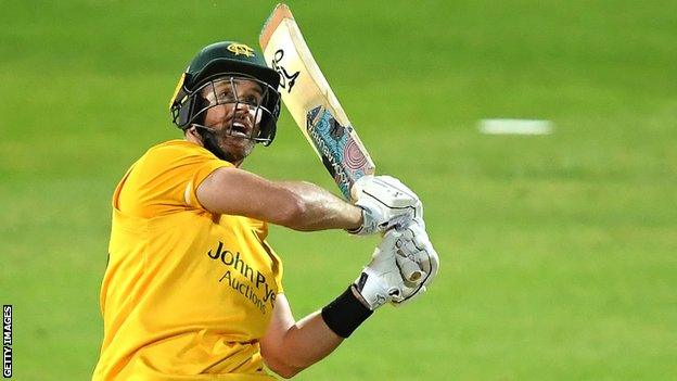 Dan Christian in action for Notts Outlaws