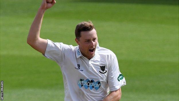Ollie Robinson in action for Sussex
