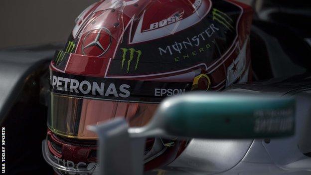 Lewis Hamilton has a special red helmet for the United States Grand Prix