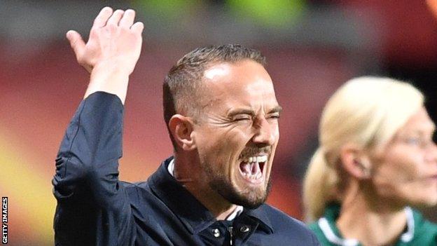 Mark Sampson