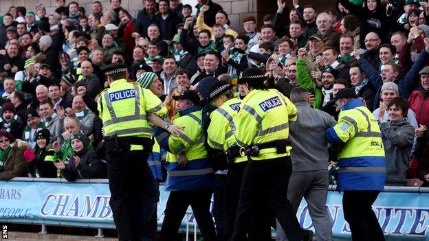 Celtic fans at Tannadice