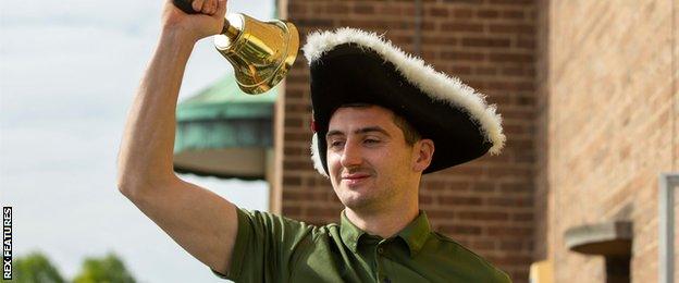 Kenny McLean celebrates