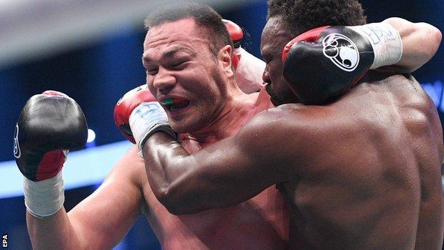 Kubrat Pulev hits Dereck Chisora