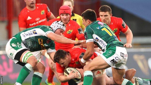 Ronan Scannell makes ground for Munster in Friday's game