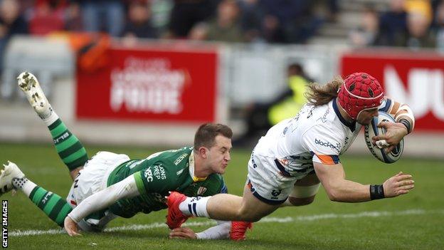 Harry Thacker scores Bristol's fifth try against London Irish