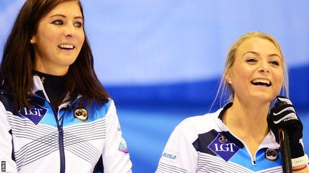 Eve Muirhead and Anna Sloan