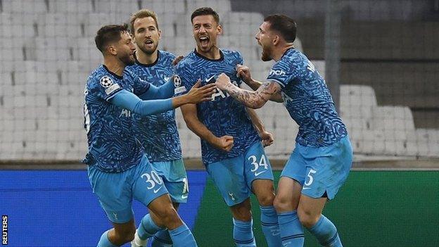 Spurs celebrate