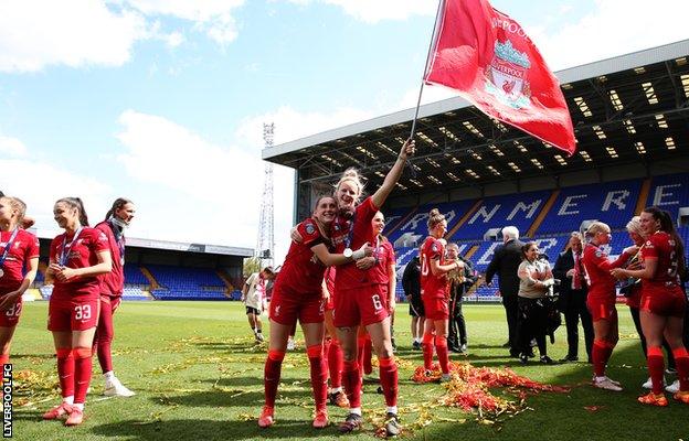 Charlotte Wardlaw and Jasmine Matthews celebrate