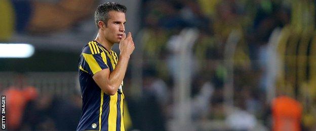 Galatasaray striker Robin van Persie