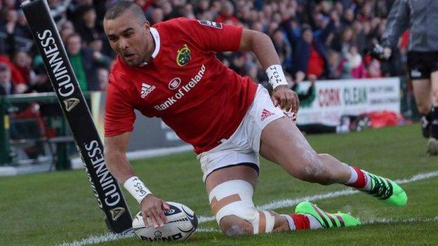 Simon Zebo scores Munster's second try in Friday's win over Edinburgh