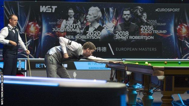Peter Devlin taking a shot during his win over Mark Williams at the European Masters